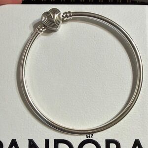 NWOT Pandora Silver Bracelet 19